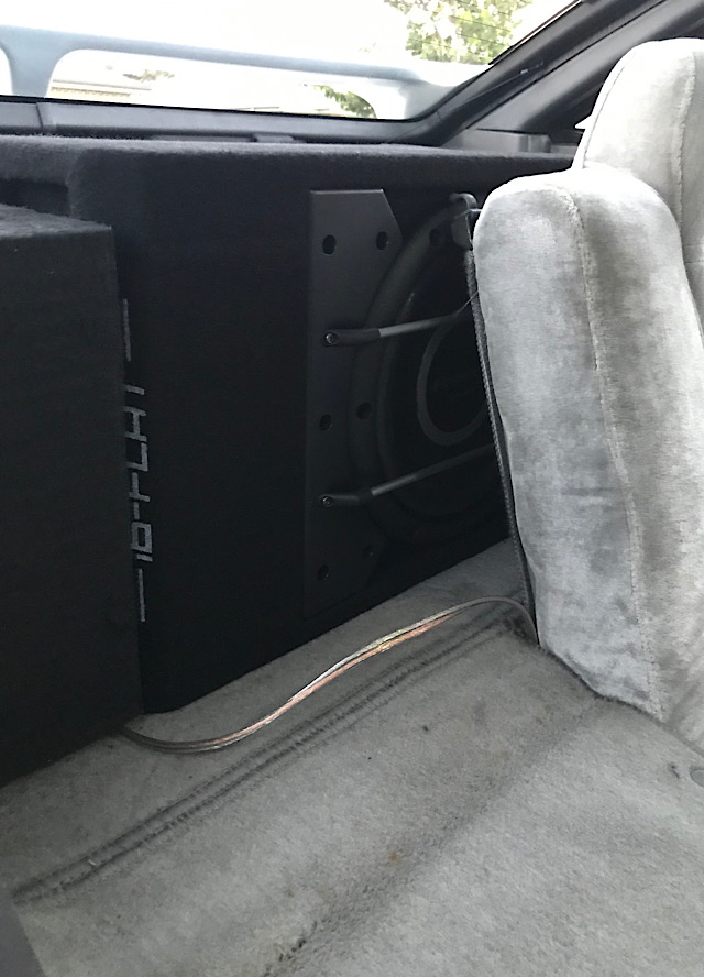 12” Pioneer ib flat sub